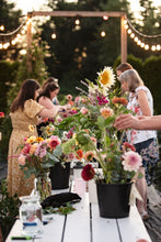 Load image into Gallery viewer, MOTHER'S DAY SUMMER FLOWER WORKSHOP GIFT CERTIFICATE FOR TWO