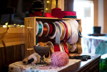 Load image into Gallery viewer, Holiday Wreath Workshop Gift Certificate