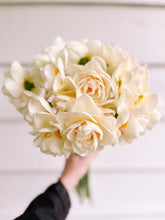 Load image into Gallery viewer, The Year of Flowers - Monthly Bouquets from April to September (Delivery to Abbotsford or Aldergrove)
